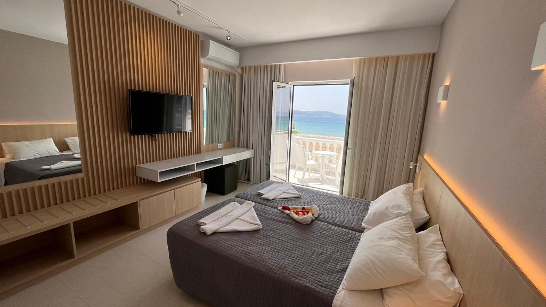 Sirenes Beach Resort Samos Town Eksteriør billede