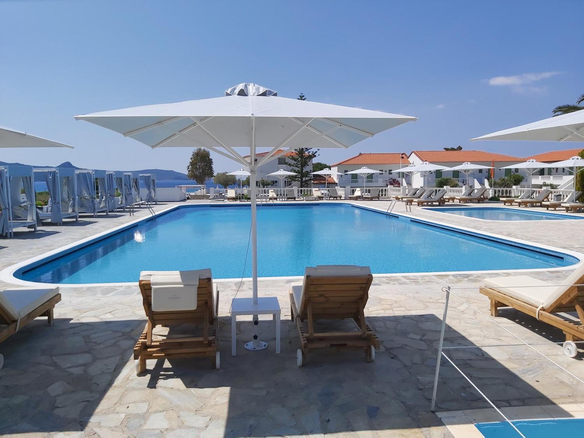 Sirenes Beach Resort Samos Town Eksteriør billede