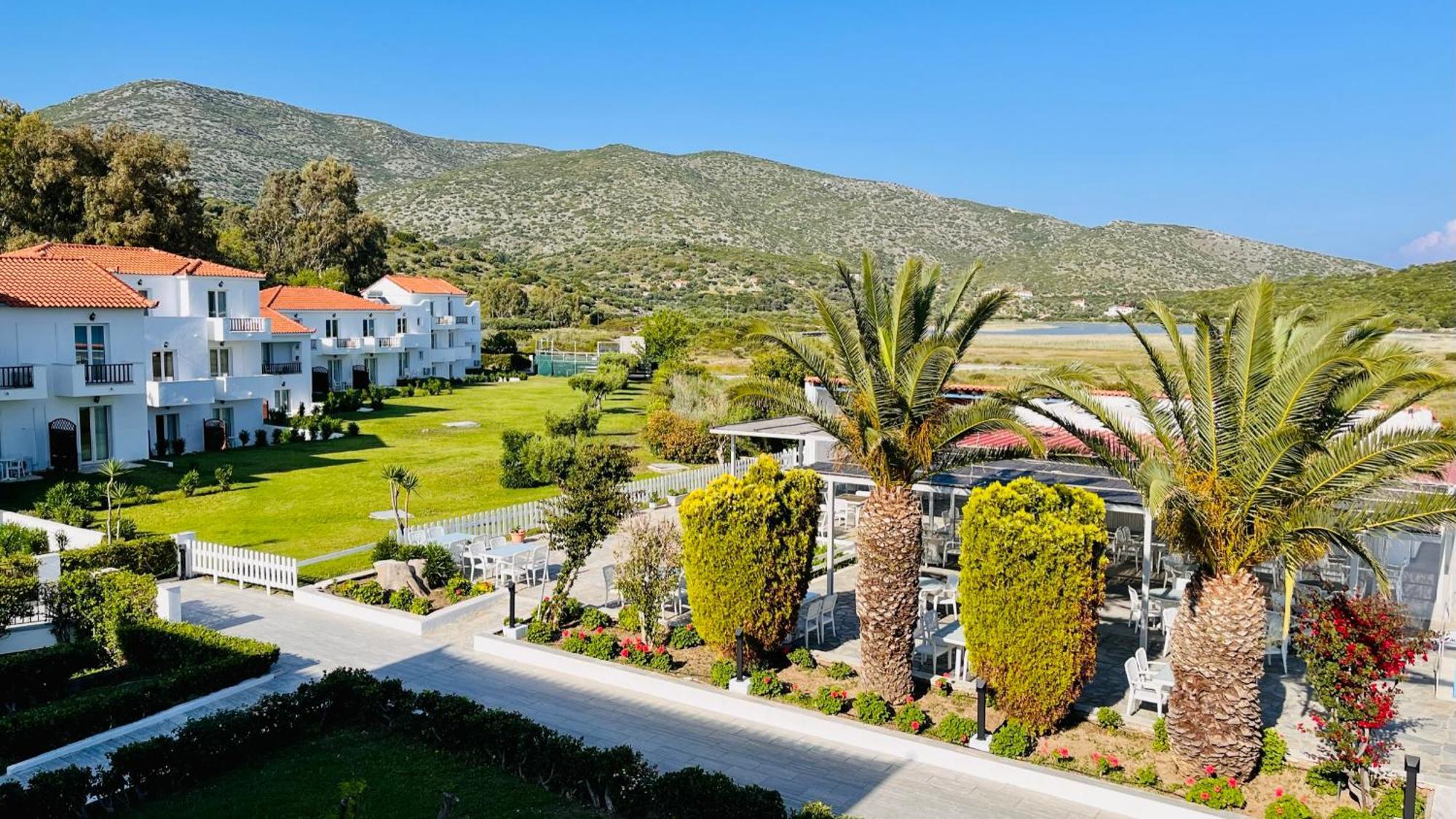 Sirenes Beach Resort Samos Town Eksteriør billede