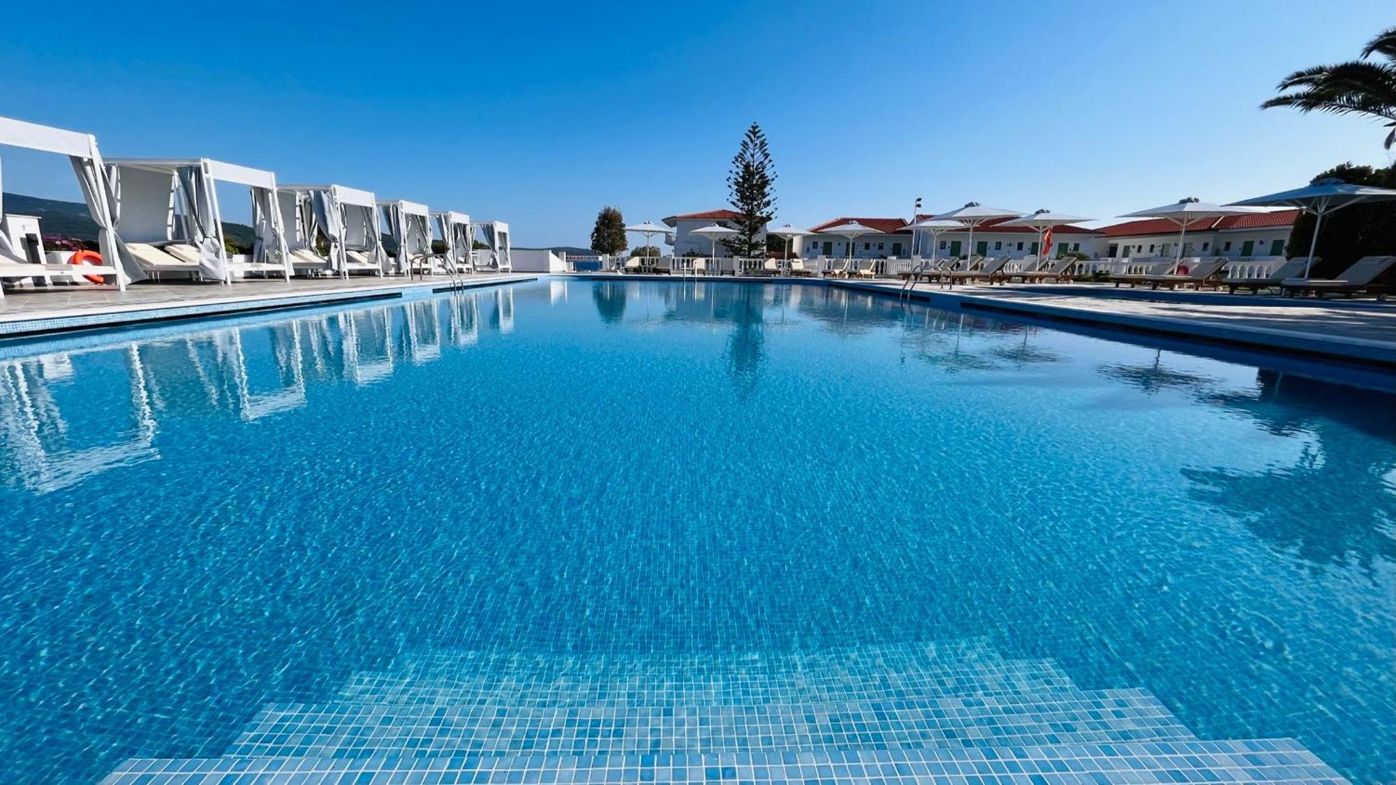 Sirenes Beach Resort Samos Town Eksteriør billede